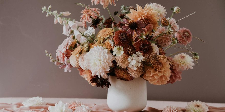 Send Flowers to Pakistan