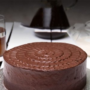 2lbs Milky Malt Cake from Ajwa bakers