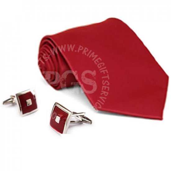 Tie with Cufflinks Tie with Cufflinks